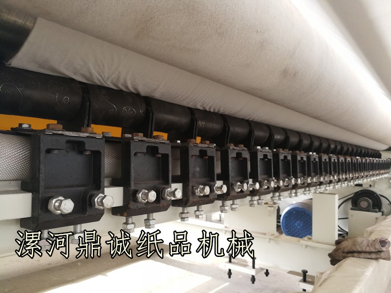 壓花的衛生紙機器 壓花的衛生紙機器